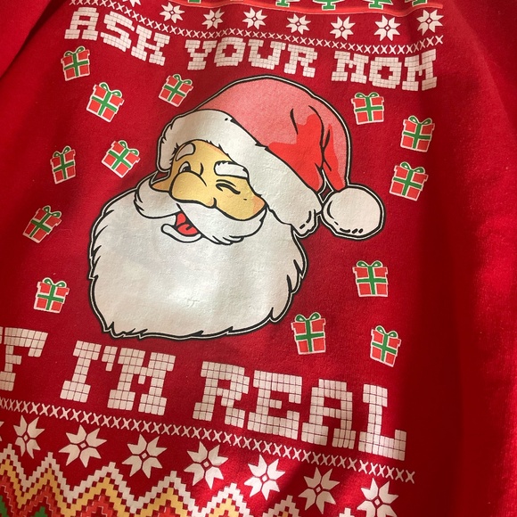 GILDAN "ASK YOUR MOM IF I"M REAL" XMAS  SANTA SWEATSHIRT LARGE - Picture 2 of 10